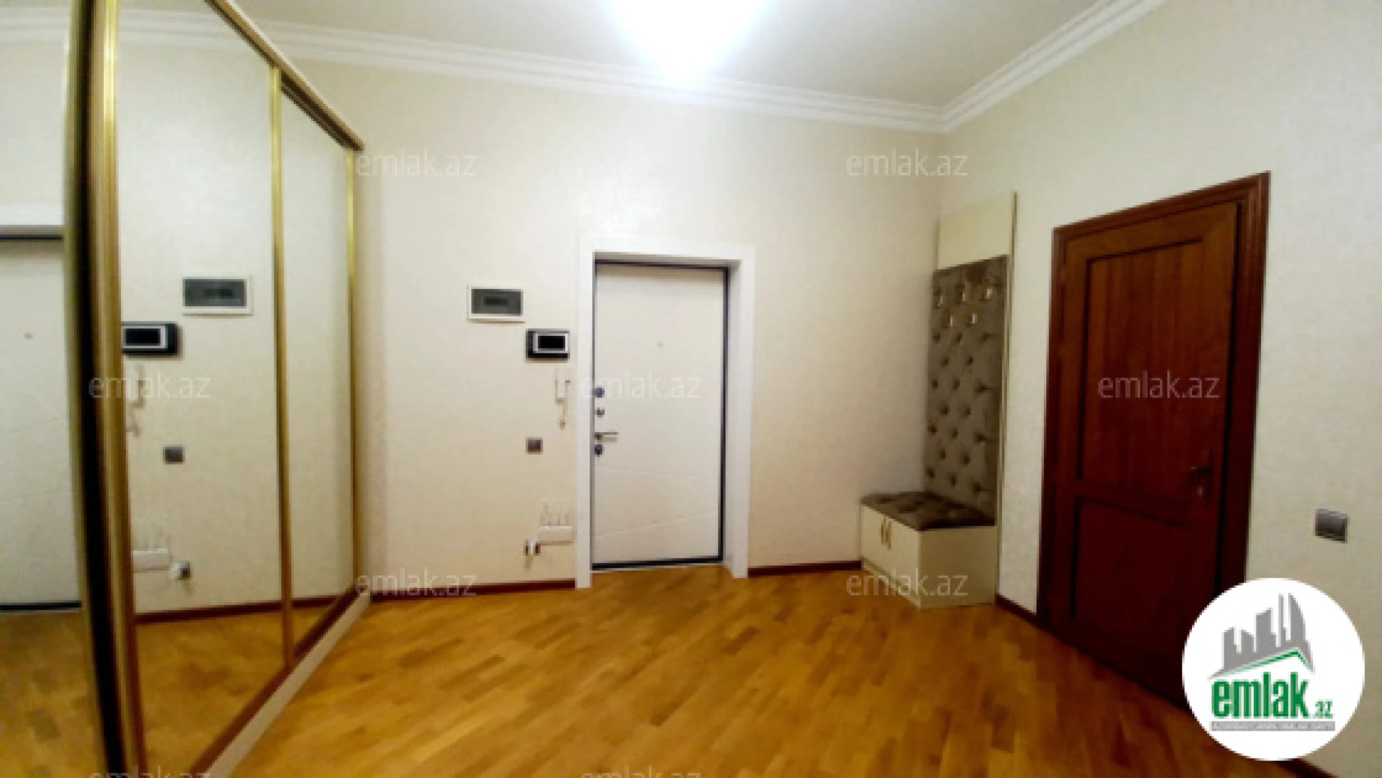 Satılır 2 otaqlı yeni tikili 70 m²