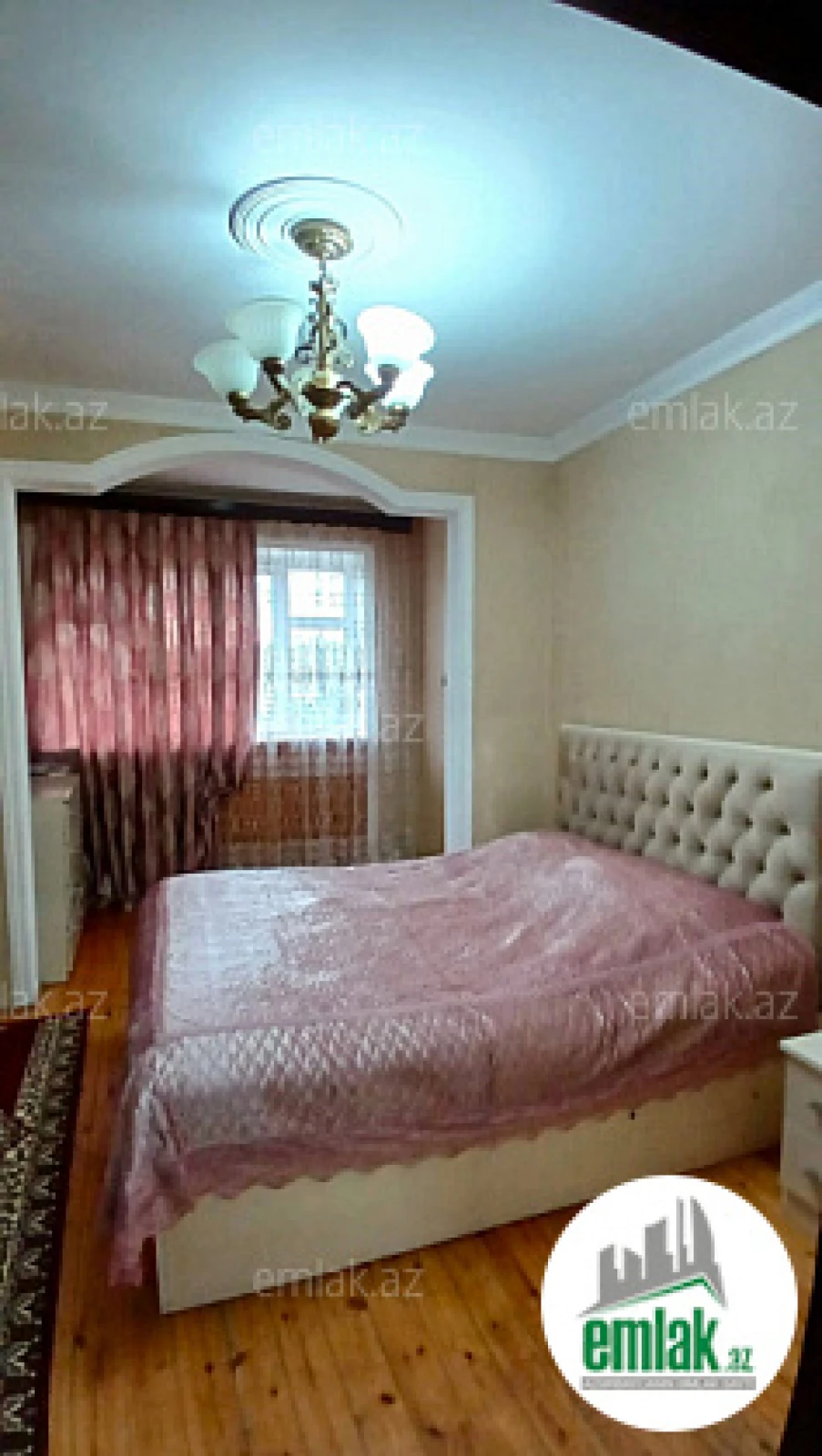 Satılır 3 otaqlı köhnə tikili 90 m²