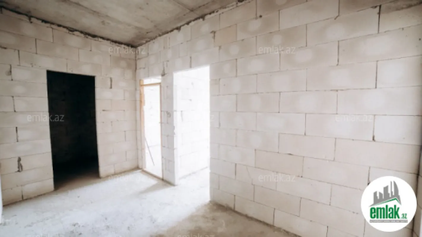 Satılır 3 otaqlı yeni tikili 120 m²