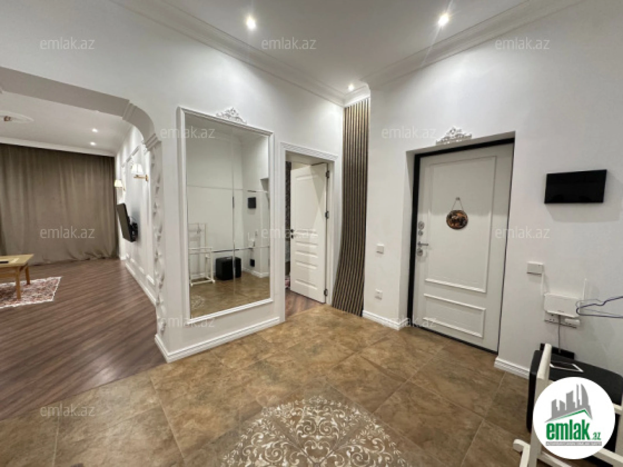 Satılır 2 otaqlı yeni tikili 65 m²