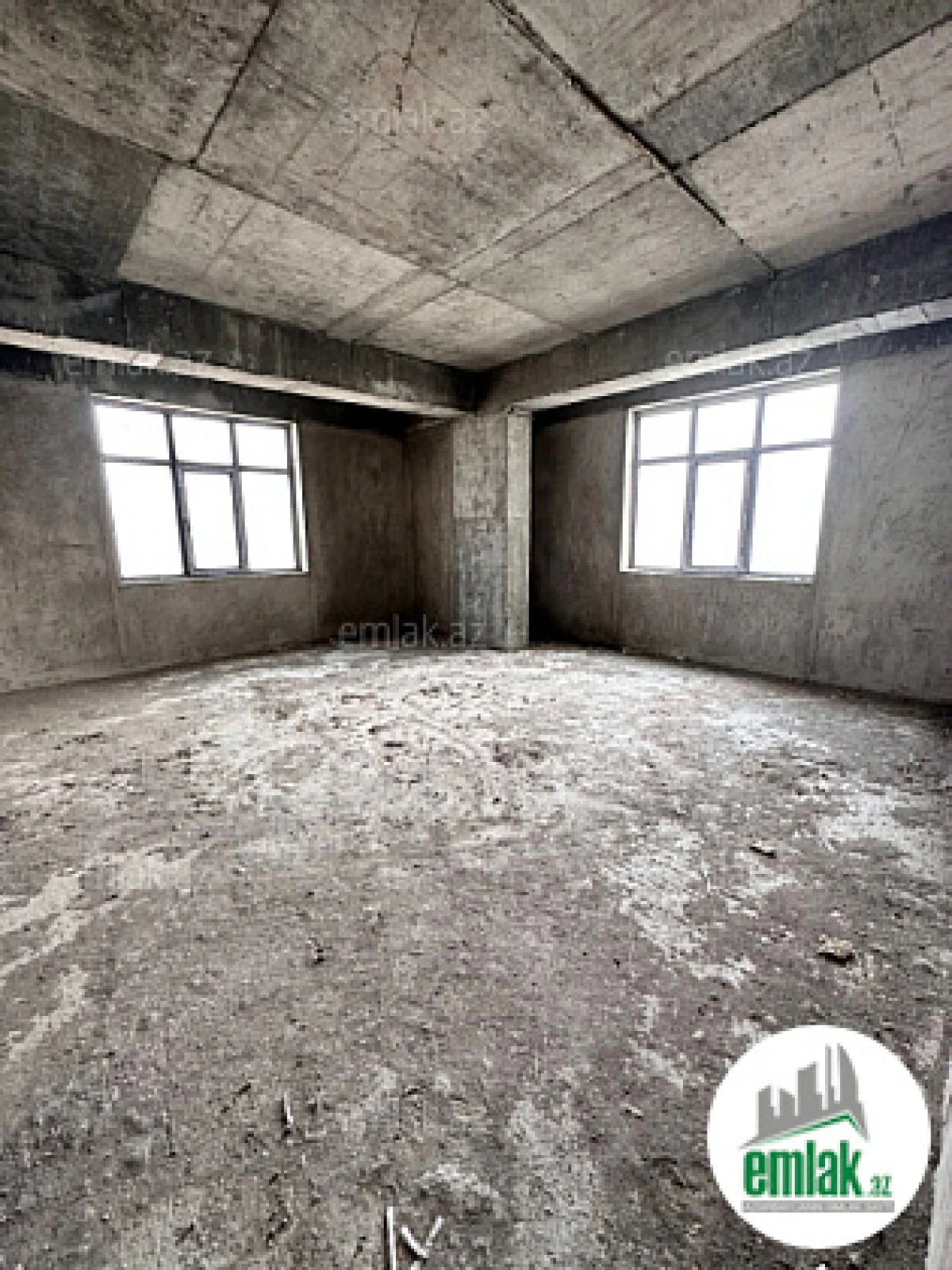 Satılır 4 otaqlı yeni tikili 185 m²