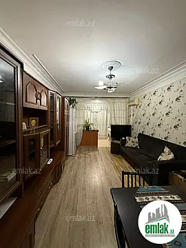 Satılır 2 otaqlı köhnə tikili 40 m²