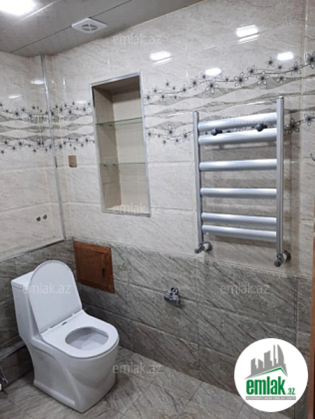 Satılır 3 otaqlı köhnə tikili 85 m²