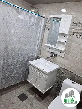 Satılır 3 otaqlı köhnə tikili 85 m²