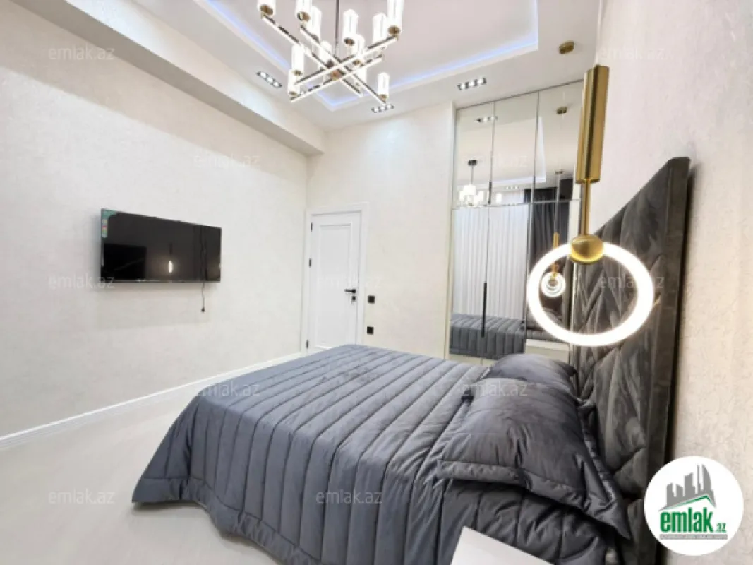 Satılır 3 otaqlı yeni tikili 105 m²