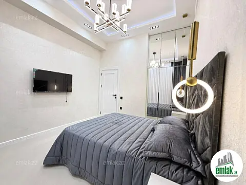 Satılır 3 otaqlı yeni tikili 105 m²