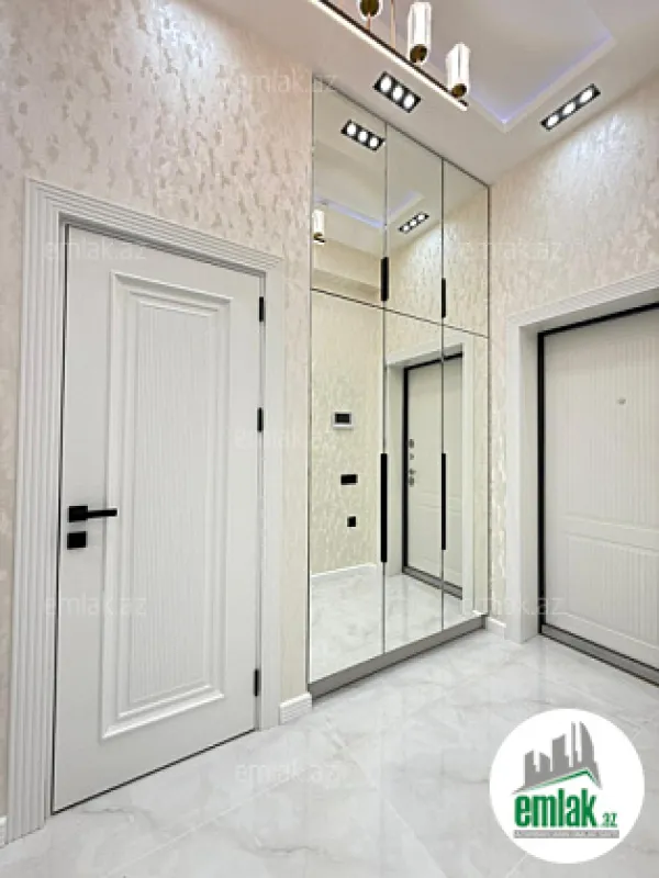 Satılır 3 otaqlı yeni tikili 105 m²