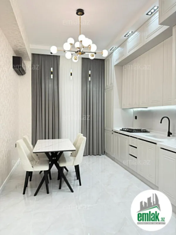Satılır 3 otaqlı yeni tikili 105 m²