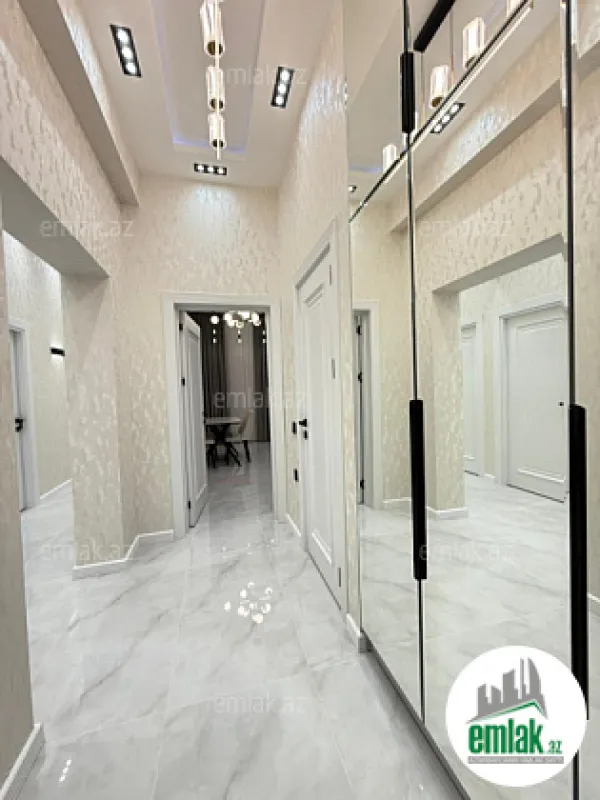 Satılır 3 otaqlı yeni tikili 105 m²