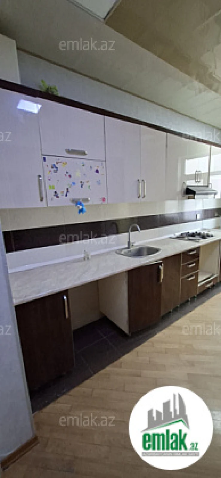 Satılır 2 otaqlı yeni tikili 75 m²