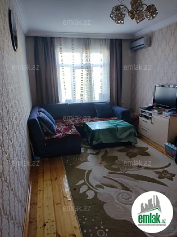 Satılır 2 otaqlı köhnə tikili 65 m²