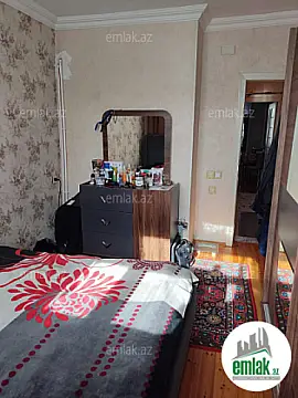 Satılır 2 otaqlı köhnə tikili 65 m²