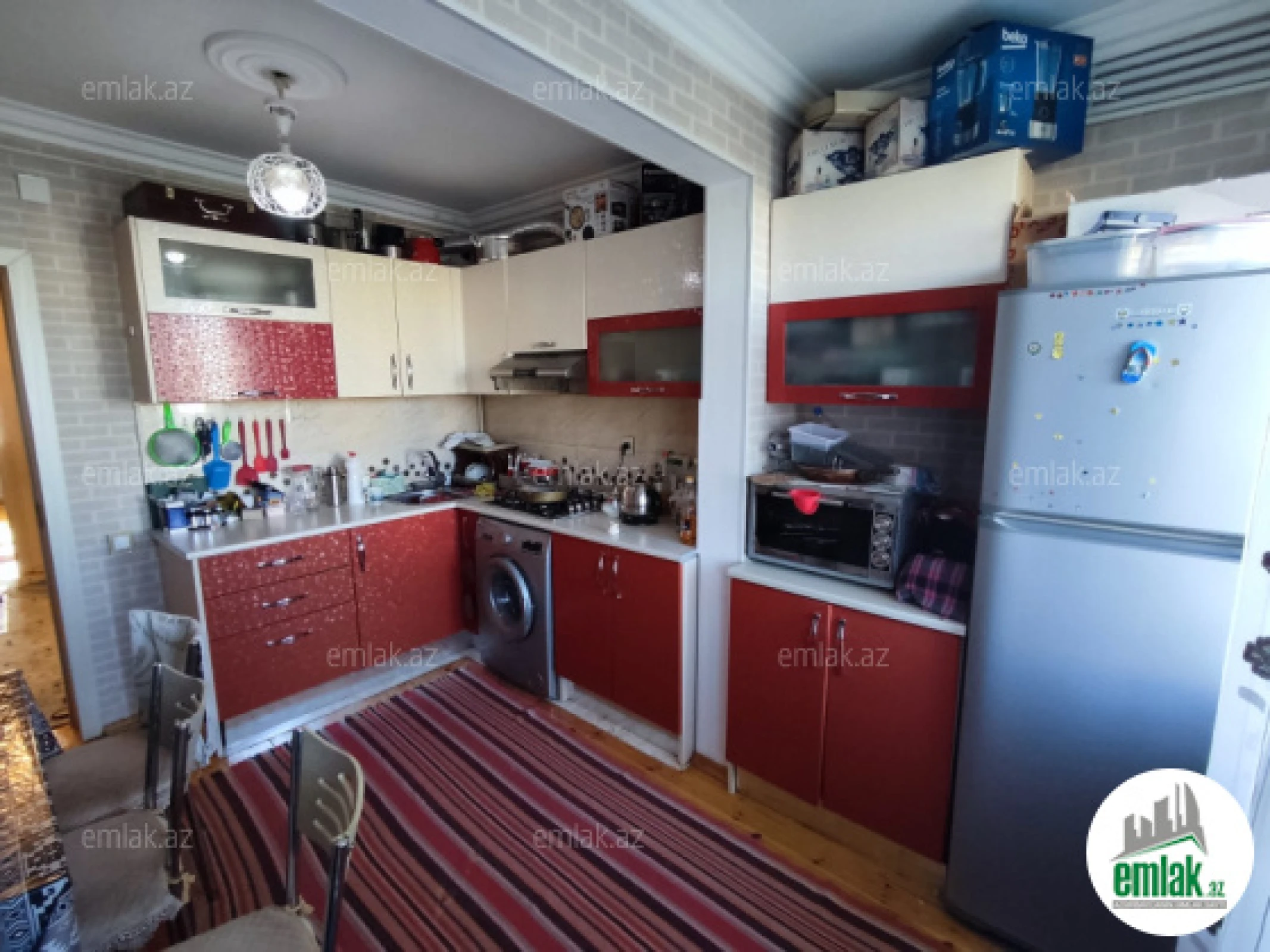 Satılır 2 otaqlı köhnə tikili 65 m²