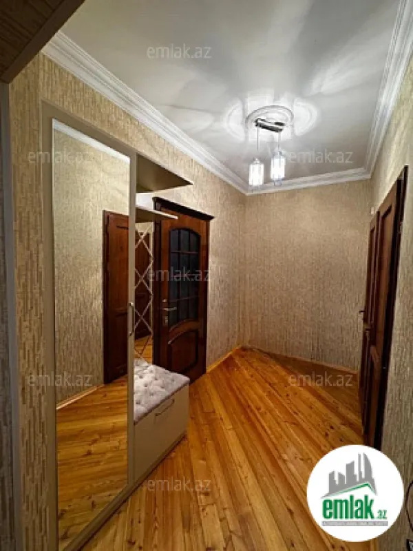 Satılır 4 otaqlı yeni tikili 130 m²