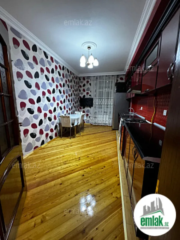 Satılır 4 otaqlı yeni tikili 130 m²