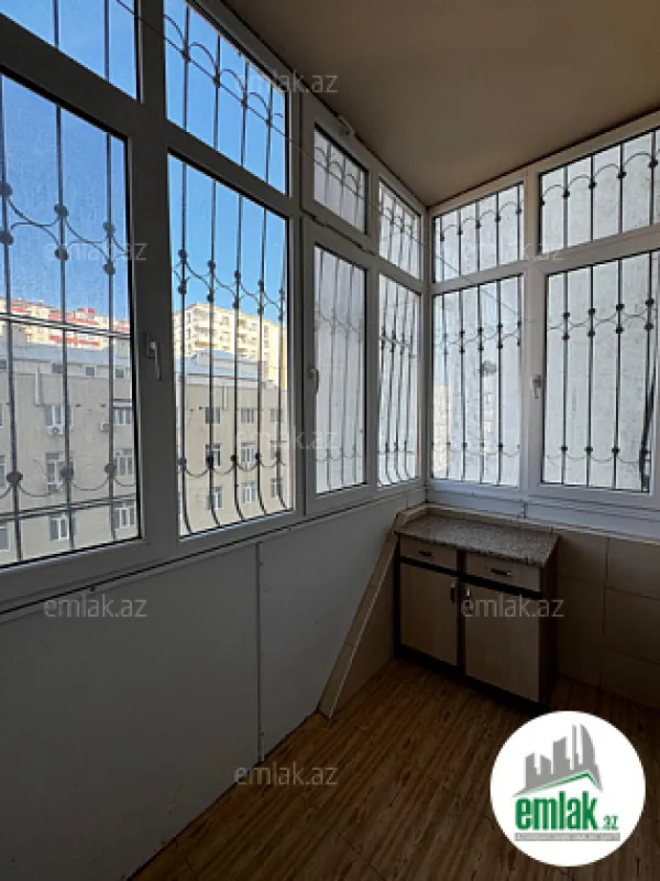 Satılır 4 otaqlı yeni tikili 130 m²