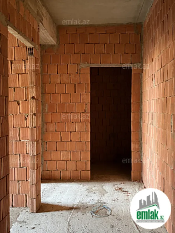 Satılır 2 otaqlı yeni tikili 75 m²