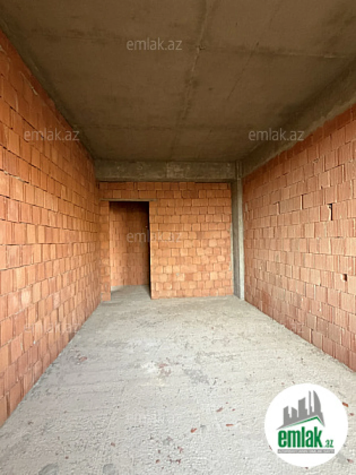 Satılır 2 otaqlı yeni tikili 75 m²