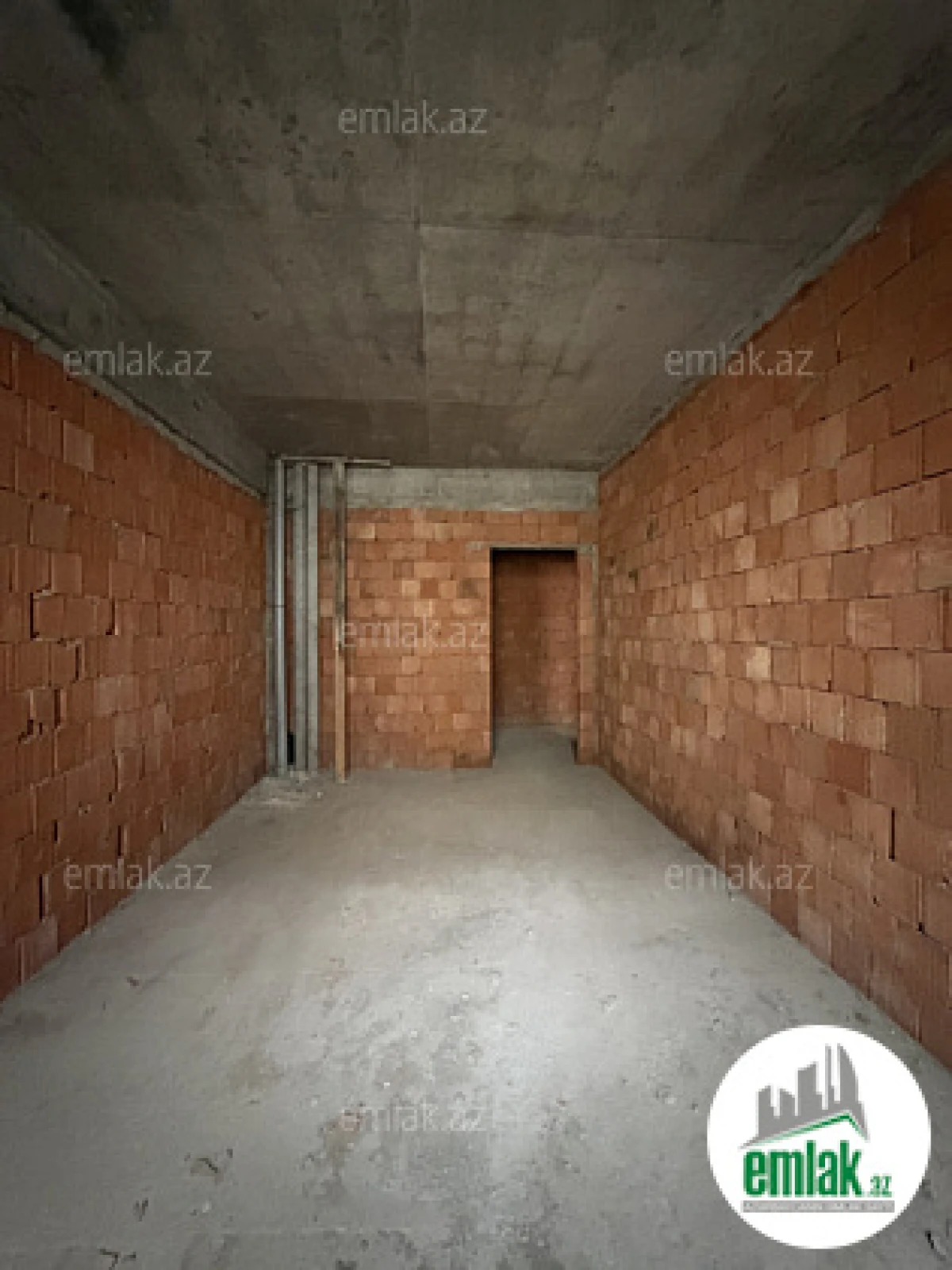 Satılır 2 otaqlı yeni tikili 75 m²