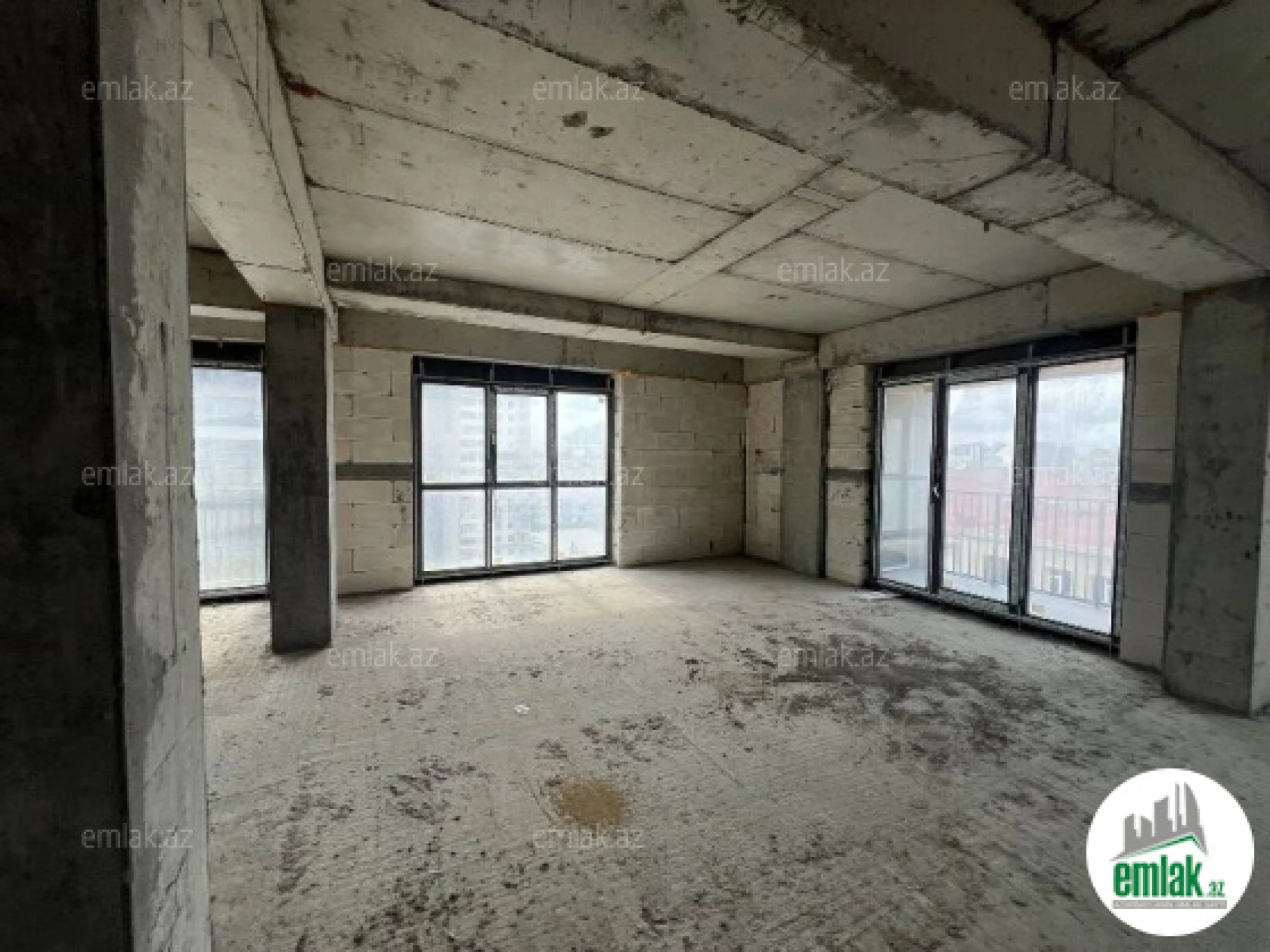 Satılır 3 otaqlı yeni tikili 124 m²