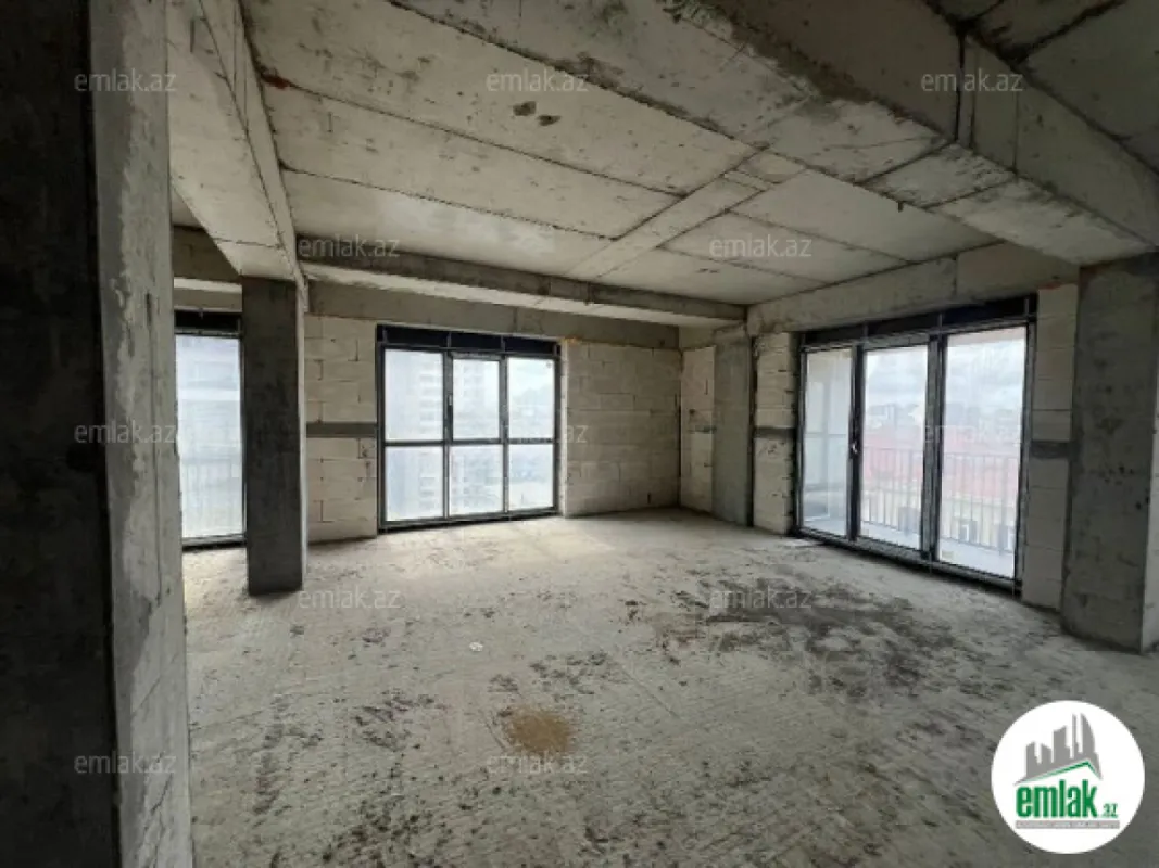Satılır 3 otaqlı yeni tikili 124 m²