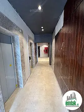 Satılır 3 otaqlı yeni tikili 124 m²