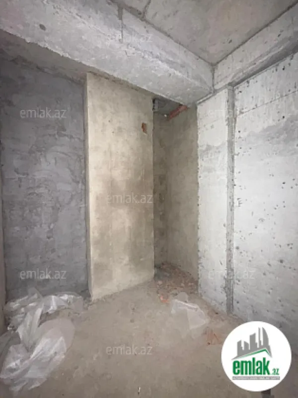 Satılır 3 otaqlı yeni tikili 100 m²