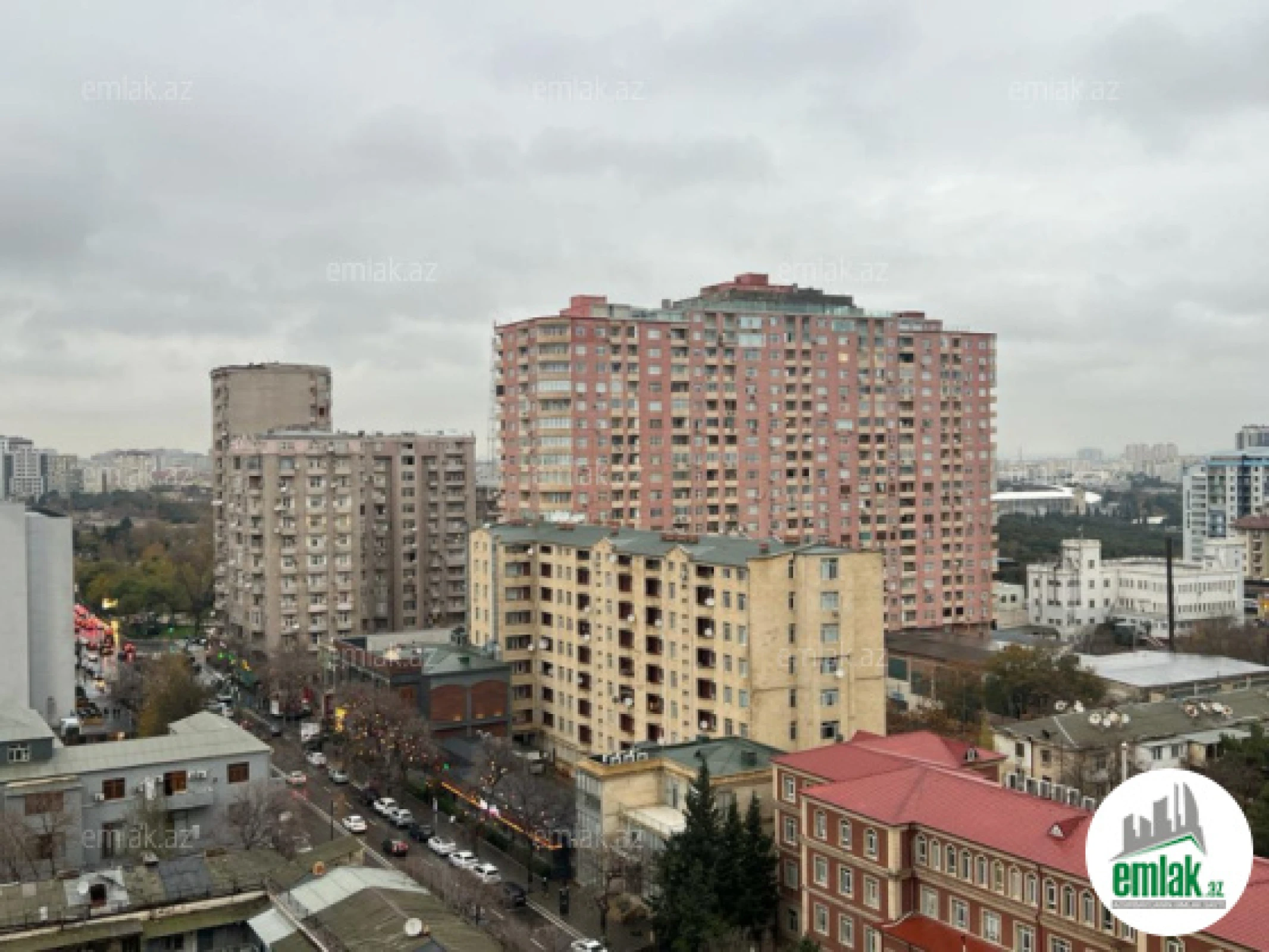 Satılır 3 otaqlı yeni tikili 100 m²