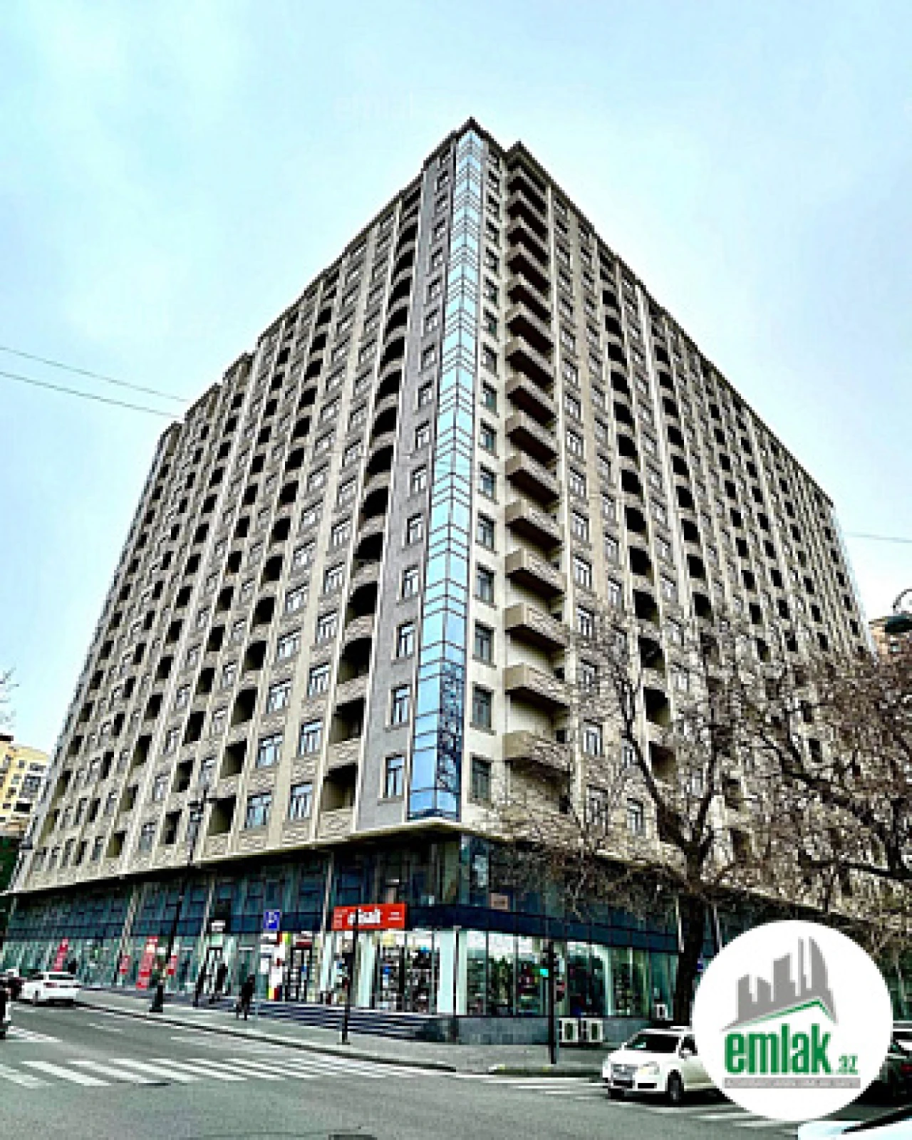 Satılır 3 otaqlı yeni tikili 100 m²