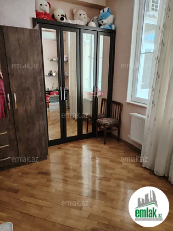 Satılır 3 otaqlı yeni tikili 105 m²