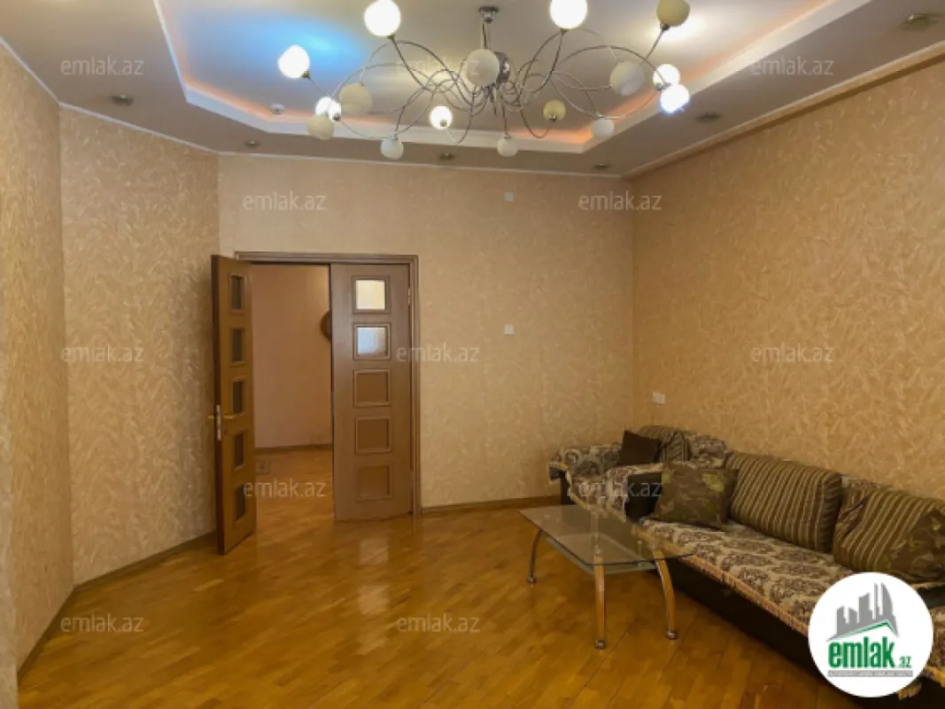Satılır 3 otaqlı yeni tikili 105 m²