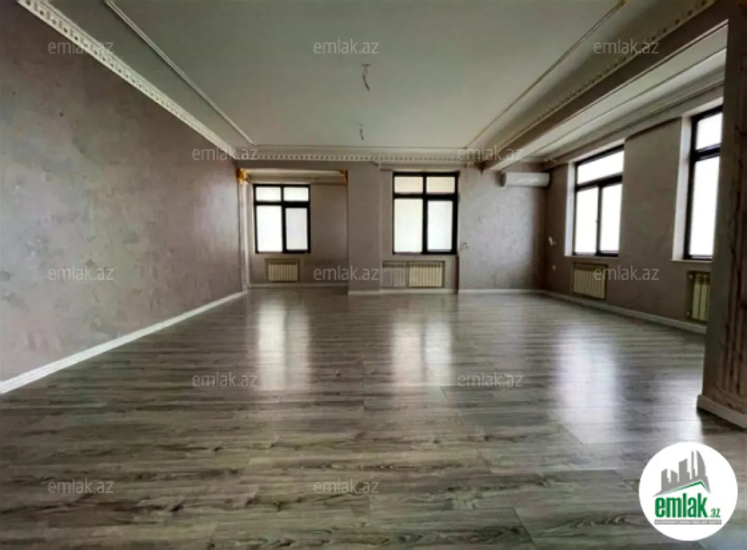 Satılır 4 otaqlı yeni tikili 205 m²