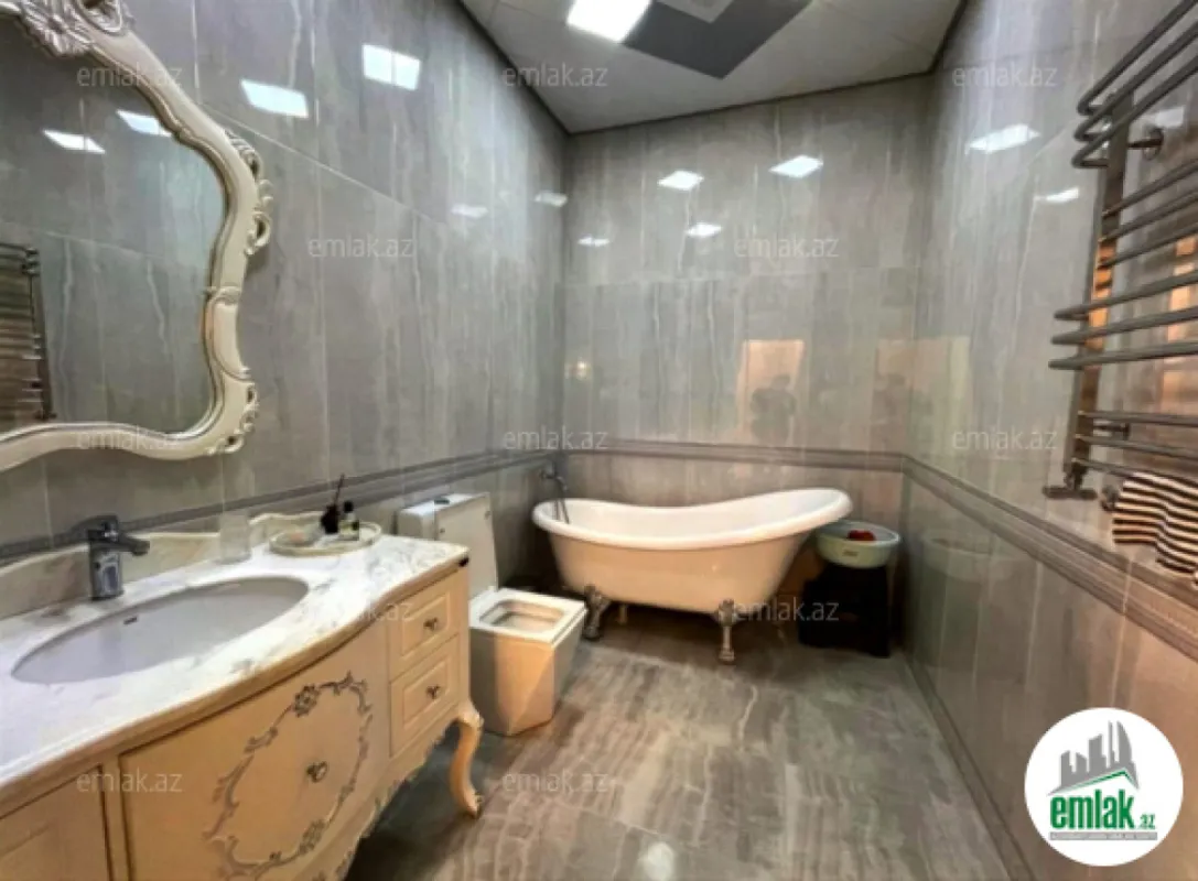 Satılır 4 otaqlı yeni tikili 205 m²