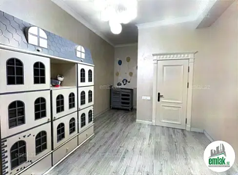 Satılır 4 otaqlı yeni tikili 205 m²