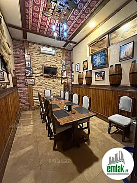 Satılır 4 otaqlı obyekt 250 m²