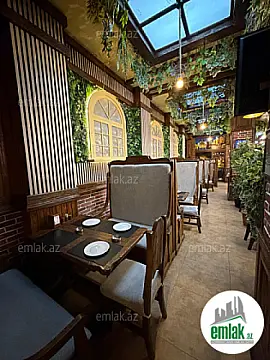 Satılır 4 otaqlı obyekt 250 m²