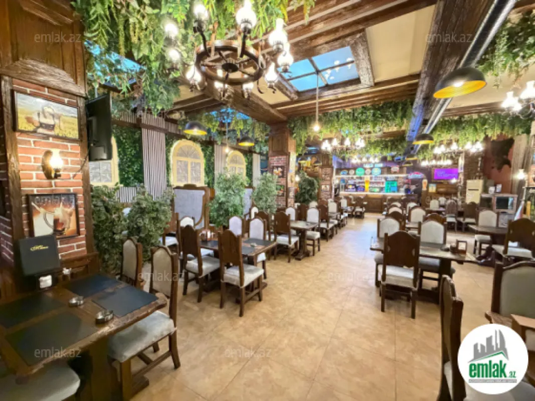 Satılır 4 otaqlı obyekt 250 m²