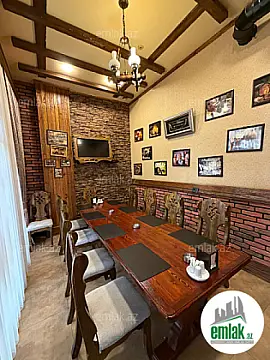 Satılır 4 otaqlı obyekt 250 m²