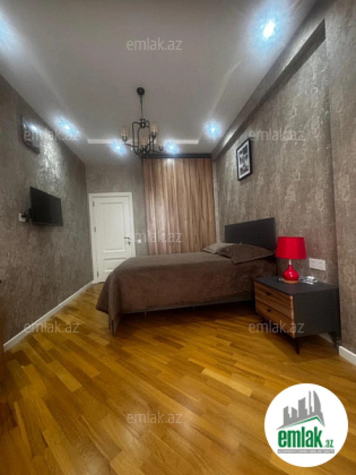 Satılır 4 otaqlı yeni tikili 141 m²