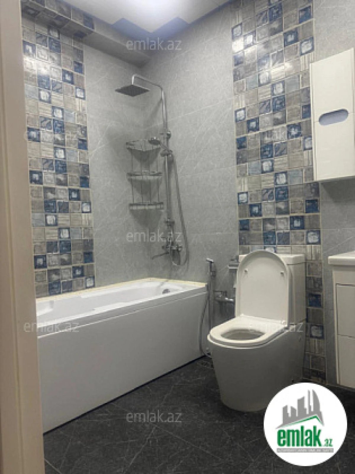 Satılır 4 otaqlı yeni tikili 141 m²