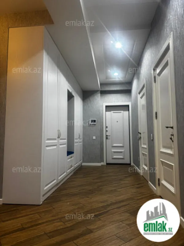 Satılır 4 otaqlı yeni tikili 141 m²