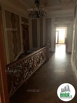 Satılır 6 otaqlı yeni tikili 400 m²