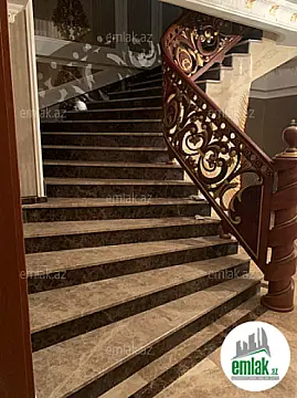 Satılır 6 otaqlı yeni tikili 400 m²