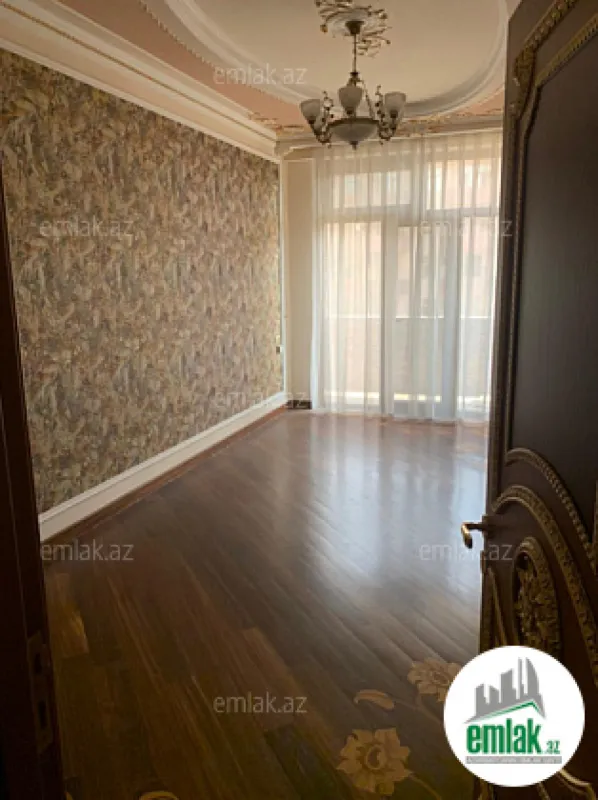 Satılır 6 otaqlı yeni tikili 400 m²