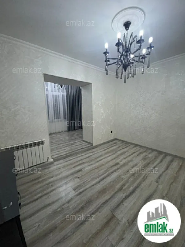 Satılır 3 otaqlı köhnə tikili 75 m²
