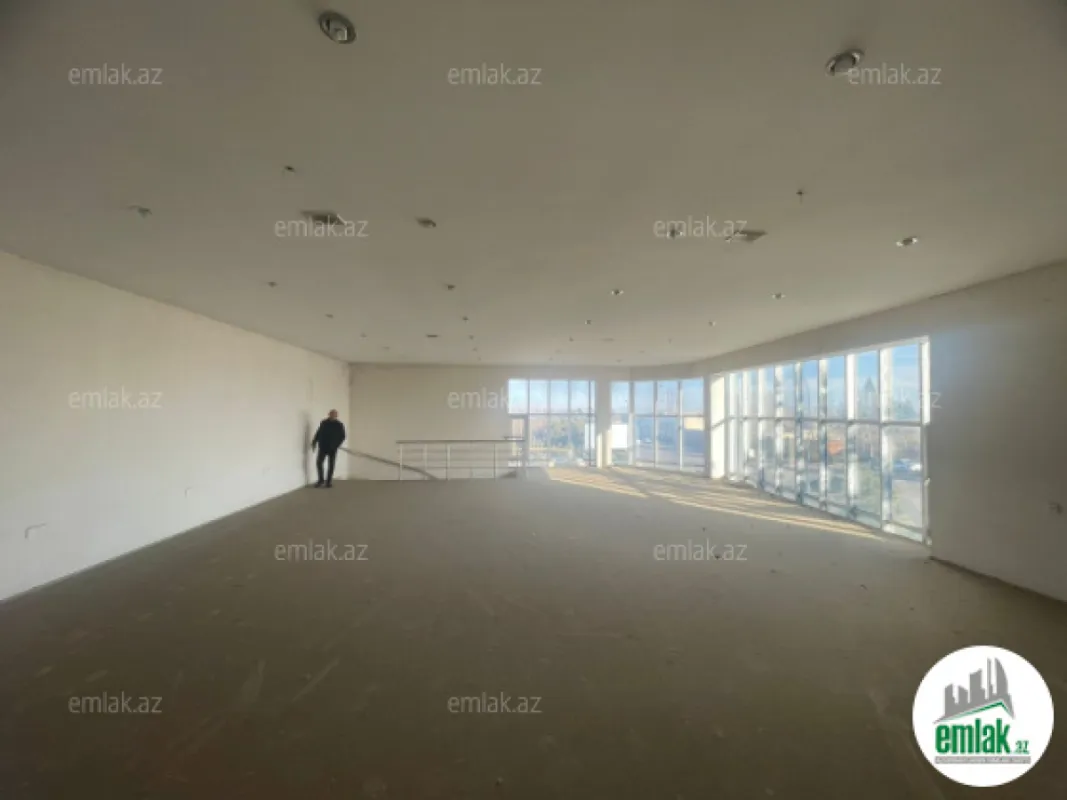 Satılır 5 otaqlı obyekt 239 m²