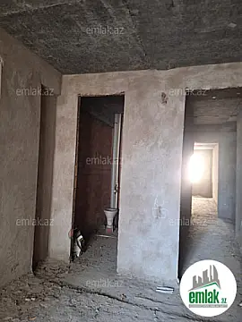 Satılır 3 otaqlı yeni tikili 130 m²