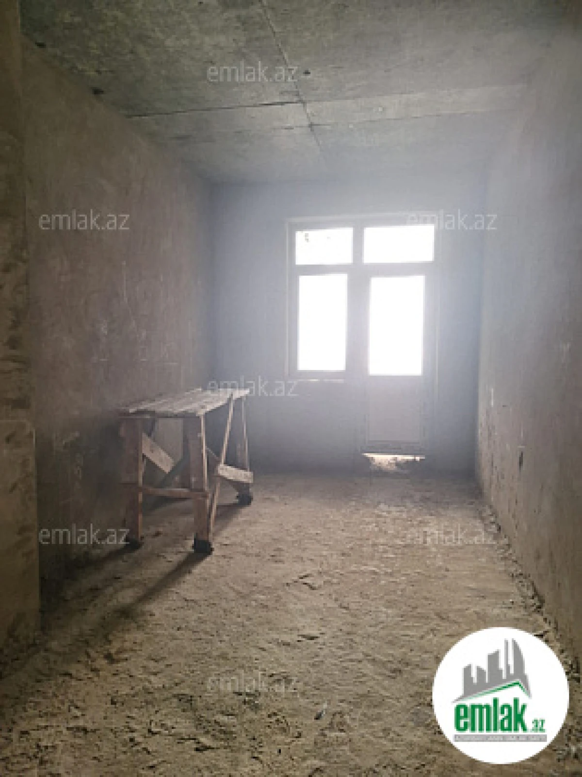 Satılır 3 otaqlı yeni tikili 130 m²