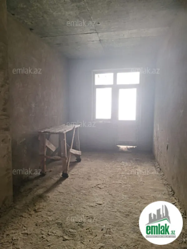 Satılır 3 otaqlı yeni tikili 130 m²