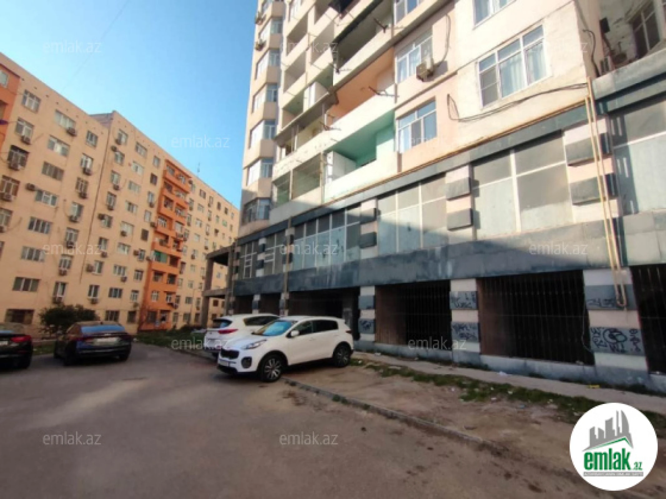 Satılır 1 otaqlı obyekt 173.7 m²